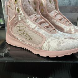 Vlado Footwear Atlas lll Pink Women Size 8 Comes With Extra Laces IG-1511VW-12TR
