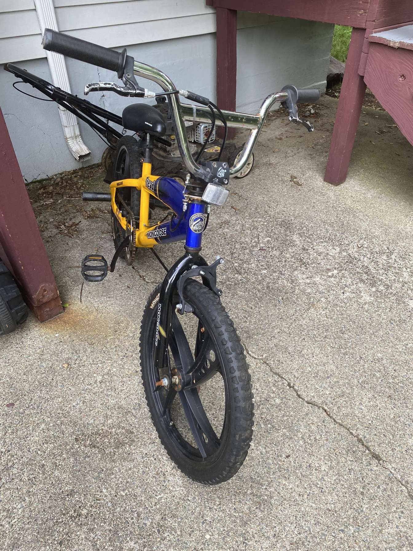 Mongoose Bike (READ DESCRIPTION)