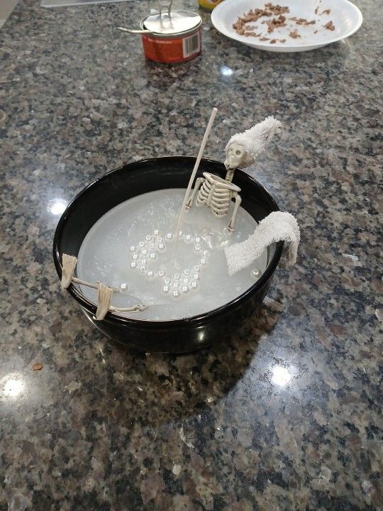 Halloween Skeleton Bathing
