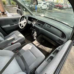 1998 Honda odyssey 