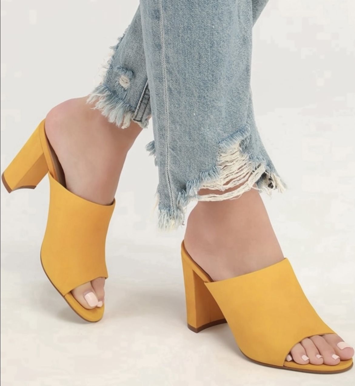 Steve Madden Womens Yellow Suede Heels Mules Block Heel Gold Peep Toe Size 37 7