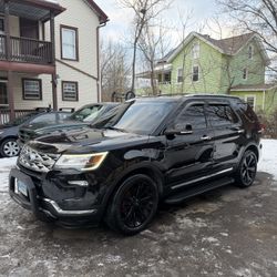 2019 Ford Explorer