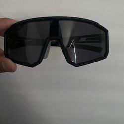 Black Polarized Glasses