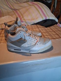 SIZE 9