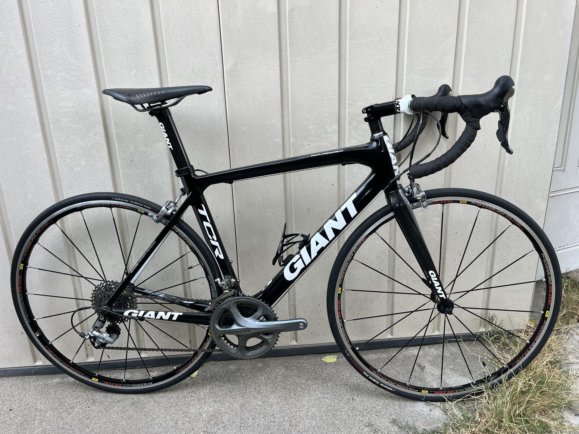 Giant TCR Advanced Carbon Road Bike Medium 54cm! Very Nice!