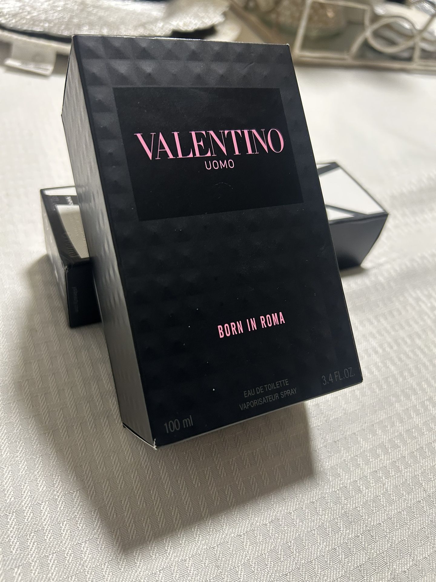 Valentino Uomo Born In Roma