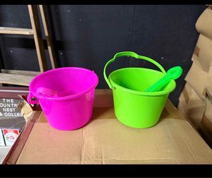 Kids sand buckets w/ shovel case of 40 . Includes 20 green & 20 pink
