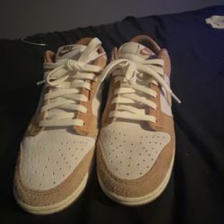 nike dunk SE medium curry lows