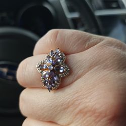 Tanzanite With Yellow Gold 10ct