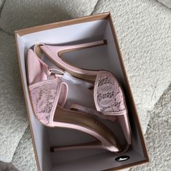 SIMMI Pink Lace Heels 