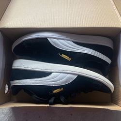 PUMA VIKKY, Woman’s size 8