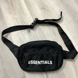 Fear of God Essentials Crossbody Waist Bag - Black