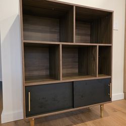 2 Bookcases