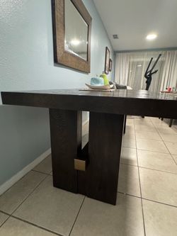 Table with extension for extra space