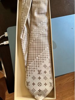 Louis Vuitton men’s tie