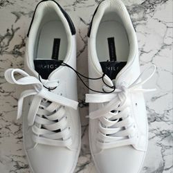 Tommy Hilfiger Women White Lace Up Casual Sneakers Logo Accent