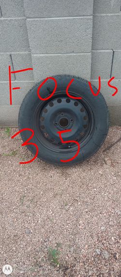 Ford Focus Tire 35 Dolares