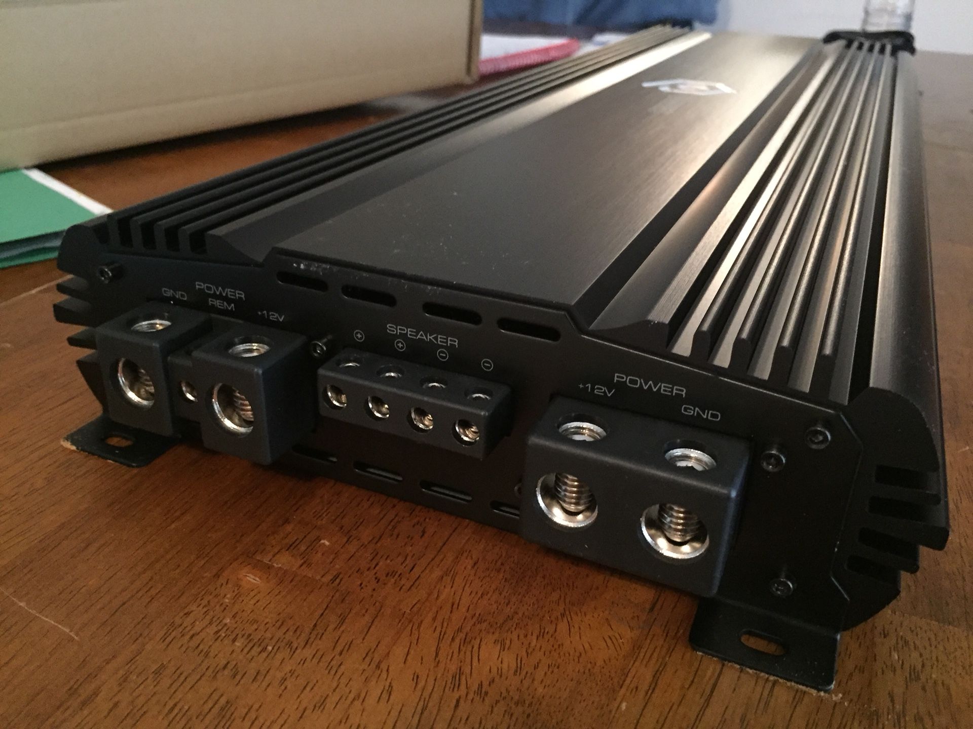 Soundqubed q1 4500D.1 mono