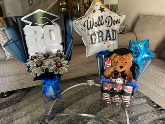 Money bouquet w/ matching candy bouquet