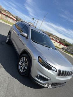 2019 Jeep Cherokee