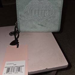 Juicy Couture Queen Of Everything Wallet  NEW