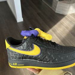 Nike Kobe Air Force One Away Team Colorway