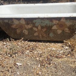 Bath Tub/horse Feeder