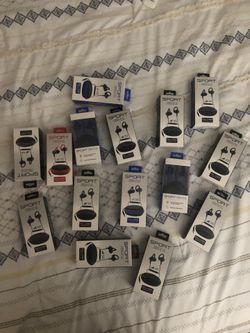 Sport earphones/earbuds with mic & case