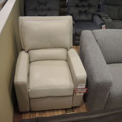 Leather Recliner — Rocky Mountain Leather (Cream) 101563501PRECL01