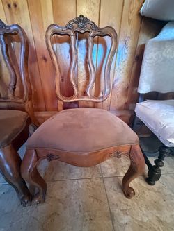 Pair of Vintage Ornate Wood Dining / Accent Chairs