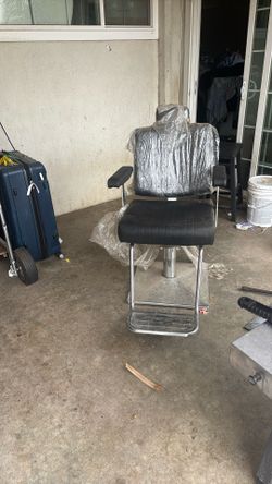 Barber chair