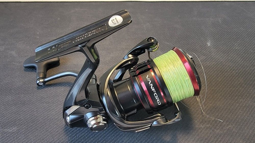 Shimano Vanford Spinning Reel 3000 Size. VFC3000XGF