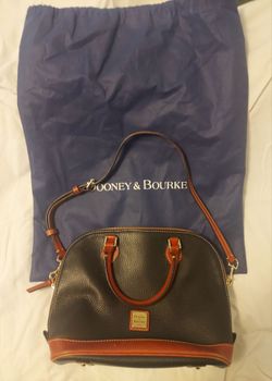 Dooney & Bourke purse