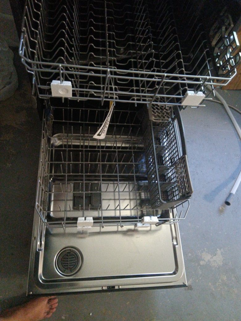 whirlpool dishwasher