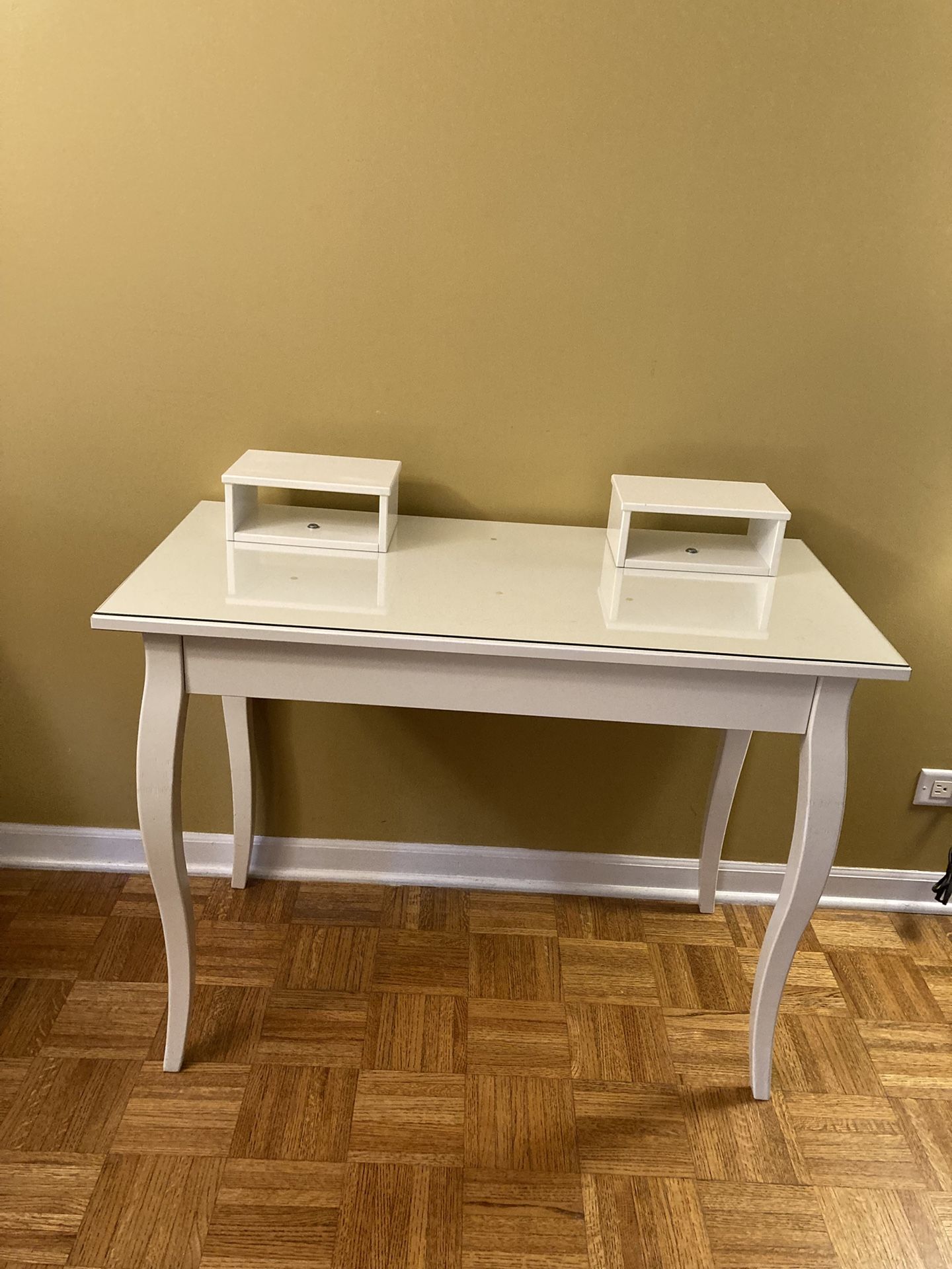 IKEA - Glass Dressing Table, Good Condition , See all pictures posted, 29 1/4”Hx 39 3/8”Lx 19 5/8”W, Pickup in Lake Zurich