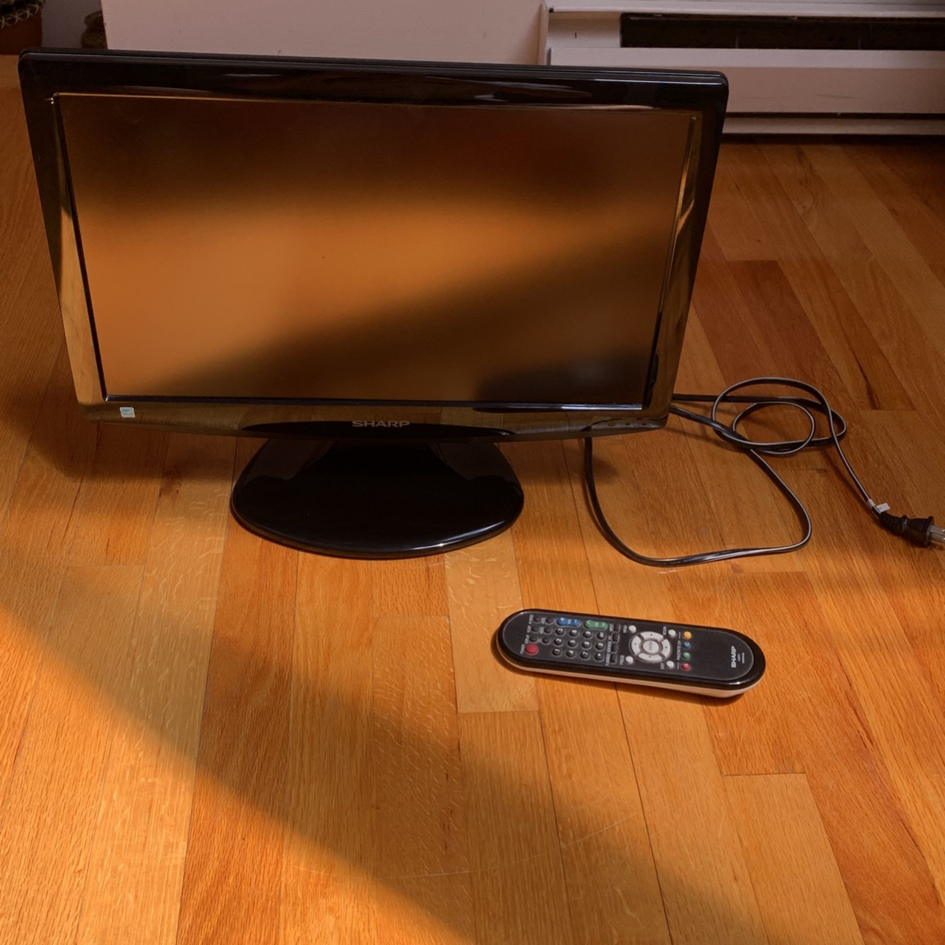 Sharp 19” TV