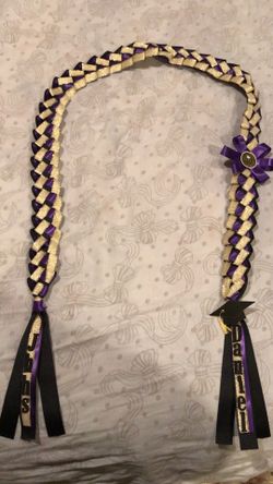 GRADUATION LEIS