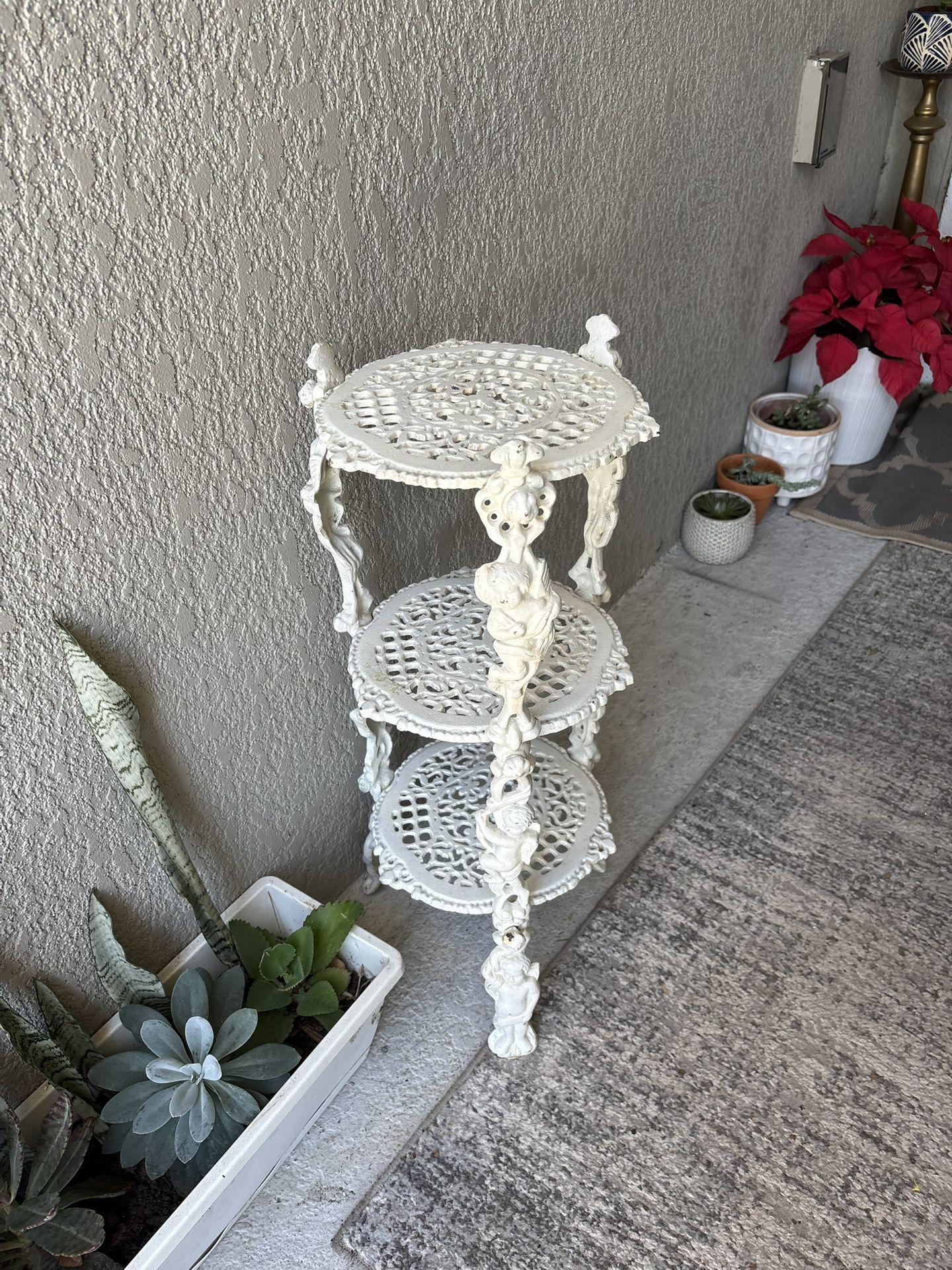 Antique cast Iron Planter Heavy