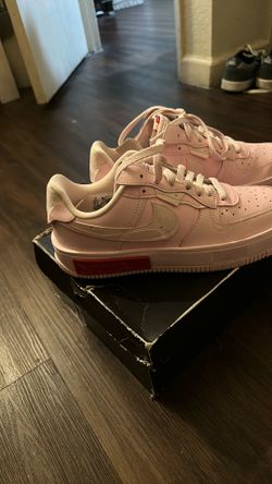 Teniz Nuevoz NIKE Size 9