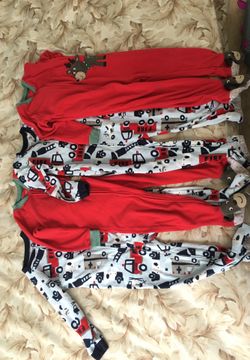 Kids pijamas onesies size 3t kids