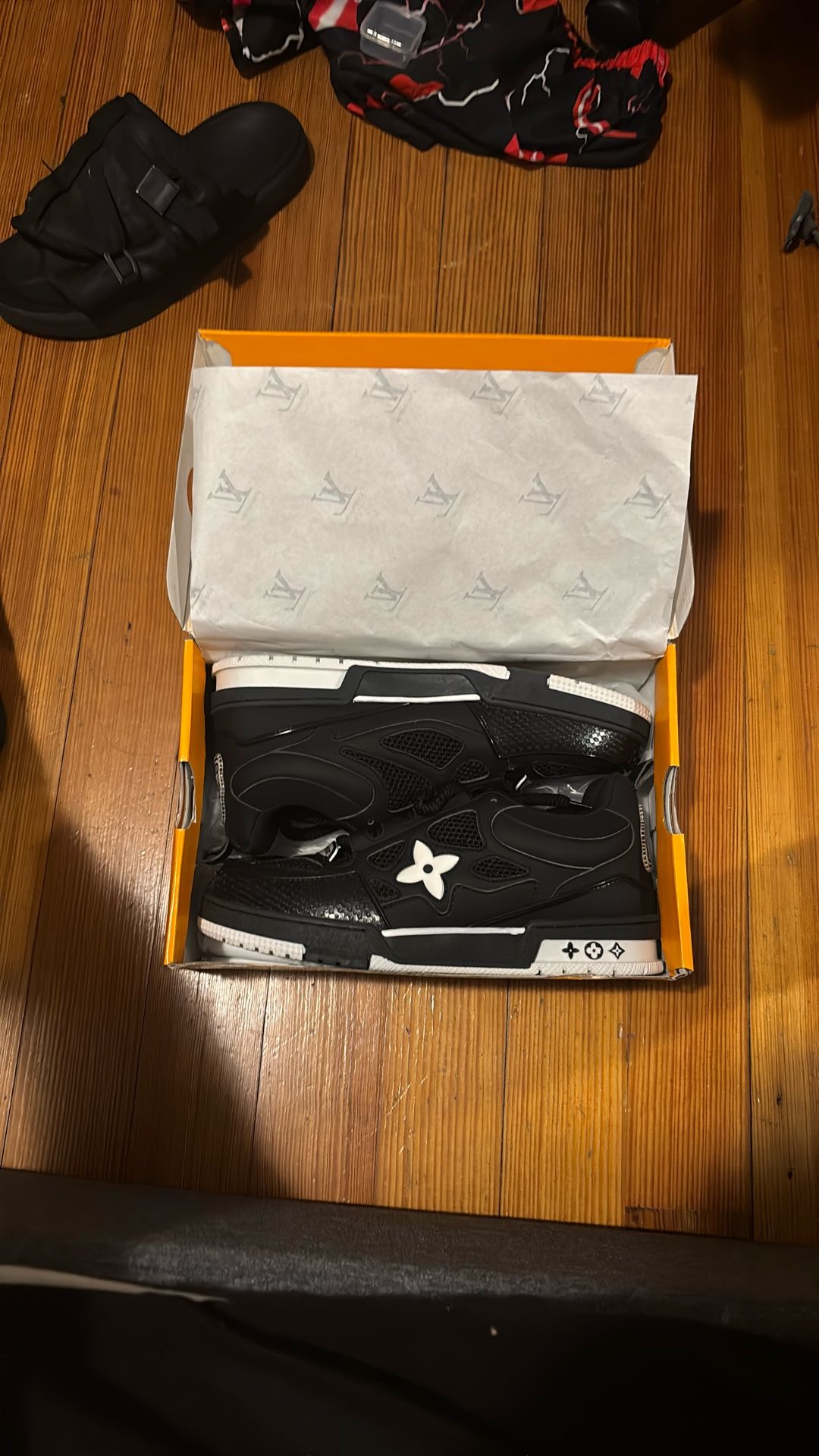 Louis vuitton skates size 9.5 fits a 10