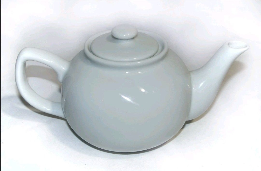 VINTAGE ALL WHITE FINE PORCELAIN MCM TEA POT