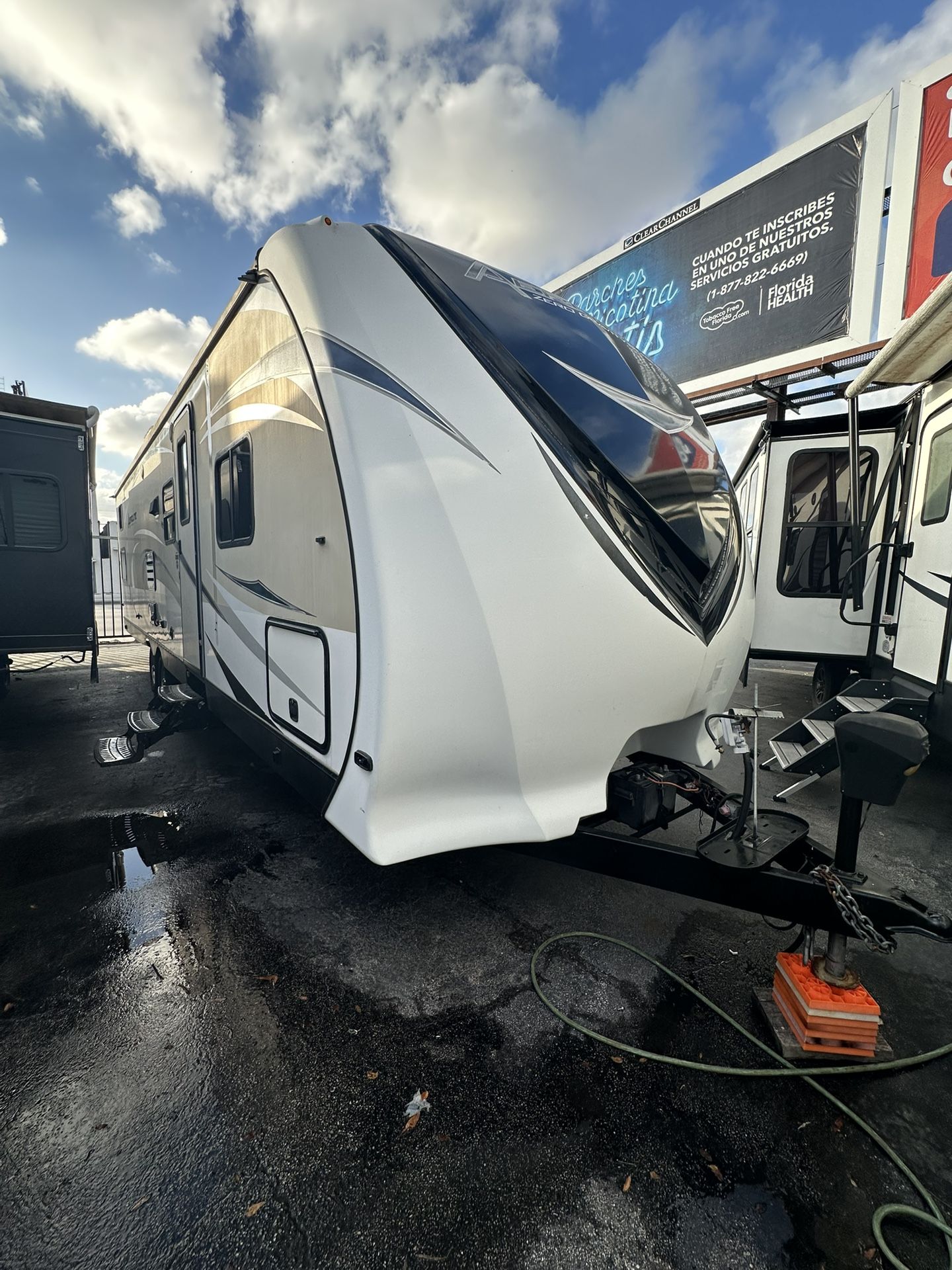 Se Vende Rv