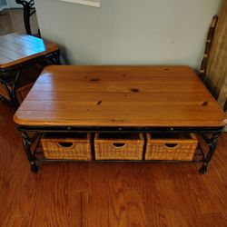 Coffee And End Tables 