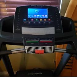 Nice Treadmill With Touch Screen & Delivery 