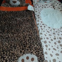 2 Sleeping Bags