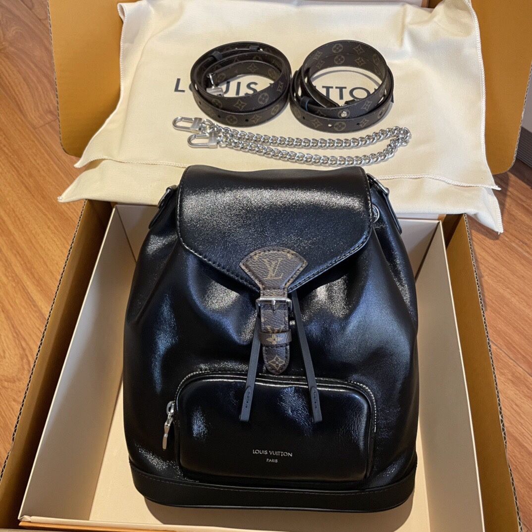 New ๐๐ ๐ฅ๐จ๐ฎ๐ข๐ฌ ๐ฏ๐ฎ๐ข๐ญ๐ญ๐จ๐ง Bag