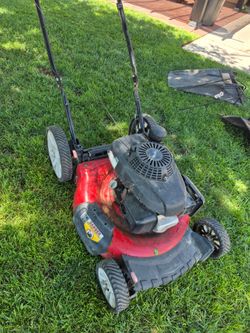 $100 obo Push honda engine lawnmower no bag