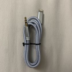 Brand New Lightning Port To 3.5mm Headphone Audio Jack Adapter