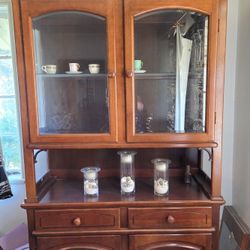 Solid Wood Hutch 